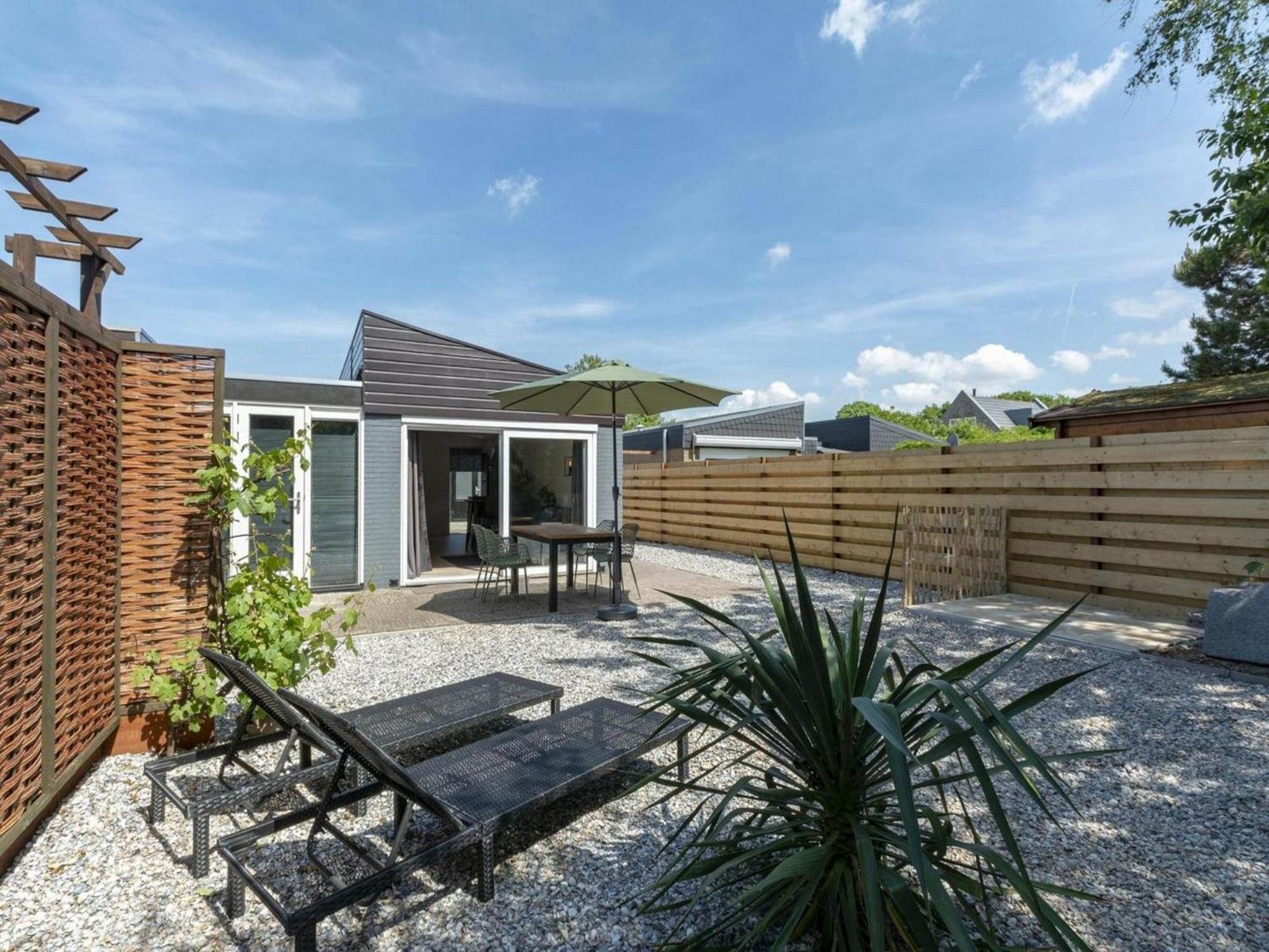 Luxurious Furnished Bungalow With Terrace Callantsoog Exterior foto